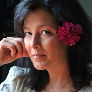 Meet your Posher, Deirdre